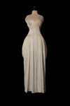 Mutedance 25 Spring/Summer Deep V-neck Pleated Dress MD-MD25SS25-HOARY MD25SS24